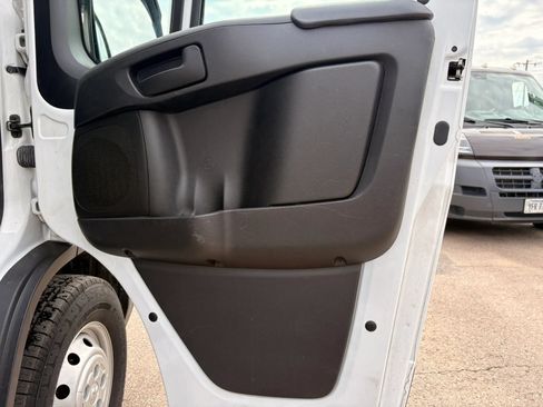 Used 2023 RAM ProMaster 3500 w/ Premium Appearance Group FWD image 10