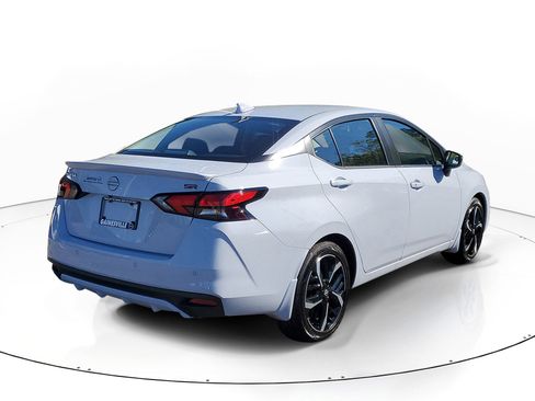 New 2025 Nissan Versa SR image 2