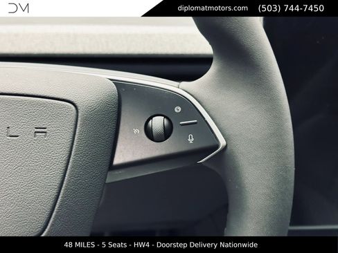 Used 2026 Tesla Model Y AWD image 30