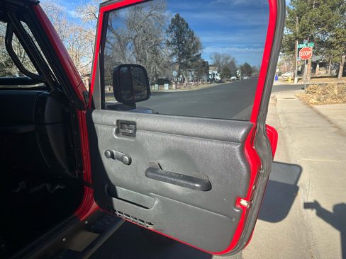 Used 2006 Jeep Wrangler Rubicon image 27