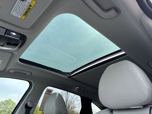 New 2026 Hyundai Tucson Limited image 32