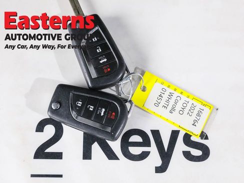 Used 2022 Toyota Corolla LE FWD image 25