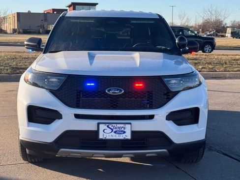 New 2025 Ford Explorer 4WD Police Interceptor image 3