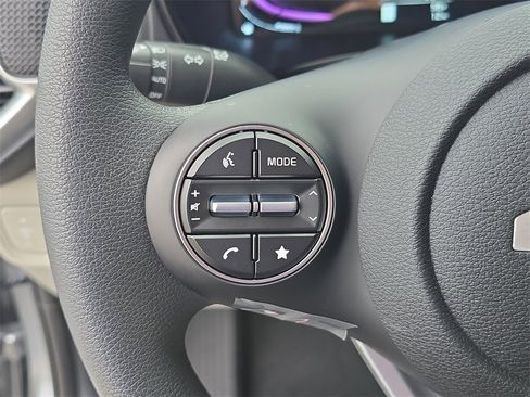 New 2025 Kia Soul LX image 31
