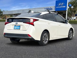 Used 2019 Toyota Prius XLE video 2