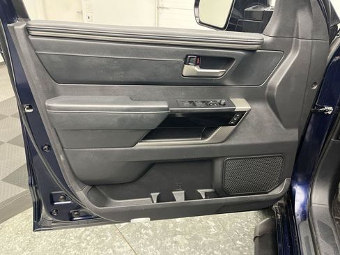 Used 2024 Toyota Tundra Limited AWD/4WD image 8