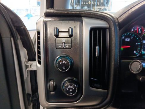 Used 2018 GMC Sierra 3500 SLT AWD/4WD image 21