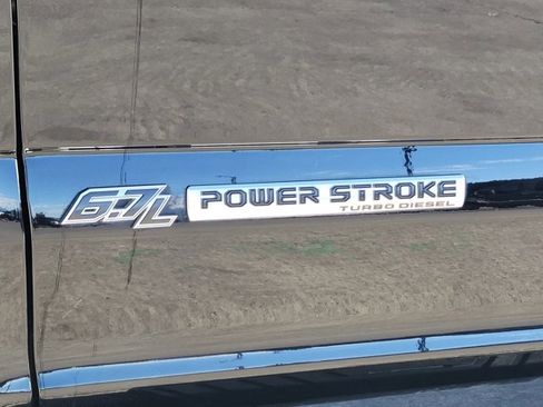 Certified 2022 Ford F350 Lariat w/ Lariat Value Package image 15