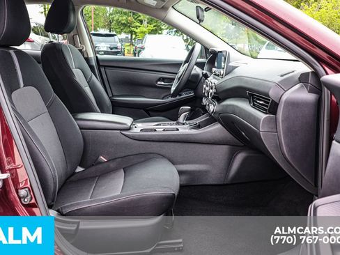 Used 2024 Nissan Sentra SV FWD image 21