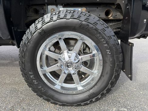 Used 2016 Chevrolet Silverado 2500 LTZ w/ Duramax Plus Package AWD/4WD image 19