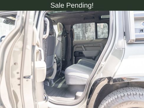 Certified 2025 Land Rover Defender 110 AWD/4WD image 33