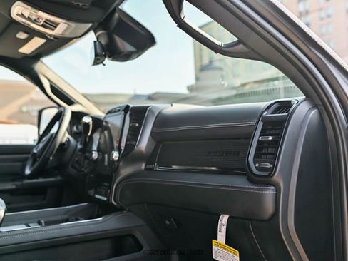 Used 2024 RAM 5500 4x4 Crew Cab image 86