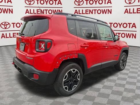 Used 2016 Jeep Renegade Trailhawk AWD/4WD image 12
