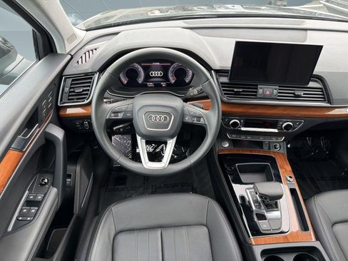 Used 2023 Audi Q5 2.0T Premium Plus w/ Premium Plus Package AWD/4WD image 30