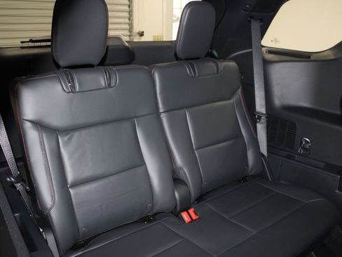 New 2026 Ford Explorer ST-Line w/ ST-Line Street Pack image 33