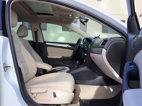 Used 2014 Volkswagen Jetta SE image 20