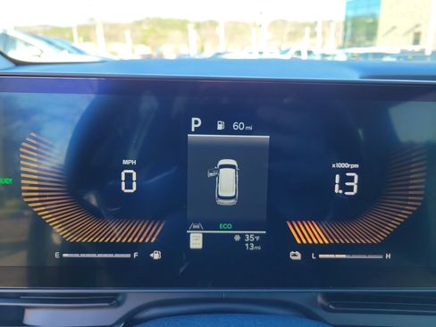 New 2026 Kia Carnival EX image 16