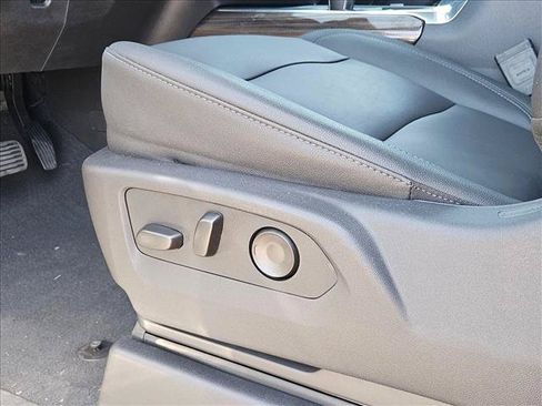 New 2026 Chevrolet Silverado 1500 LT Trail Boss w/ Convenience Package II AWD/4WD image 4