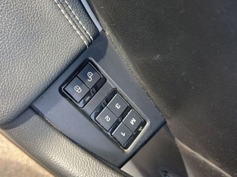 Used 2020 Jaguar F-PACE S image 21