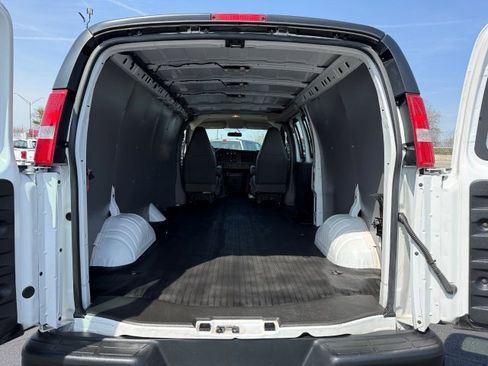 Used 2020 Chevrolet Express 2500 Extended w/ Driver Convenience Package RWD image 16