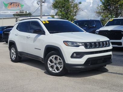 Used 2025 Jeep Compass Latitude