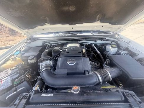 Used 2019 Nissan Frontier SV w/ Value Truck Package AWD/4WD image 33