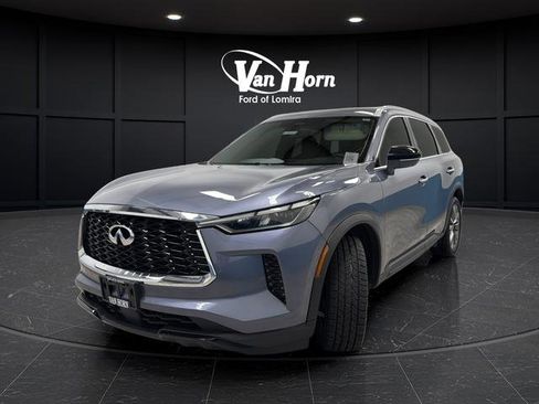 Used 2023 INFINITI QX60 Luxe AWD/4WD image 3