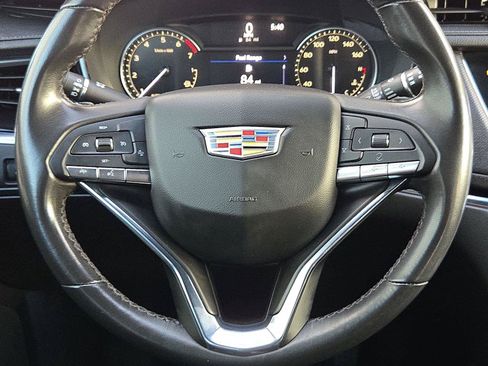 Used 2023 Cadillac XT6 Luxury FWD image 17