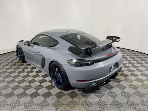 Used 2023 Porsche 718 Cayman GT4 RS image 3