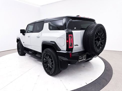 Used 2025 GMC Hummer EV 2X image 17