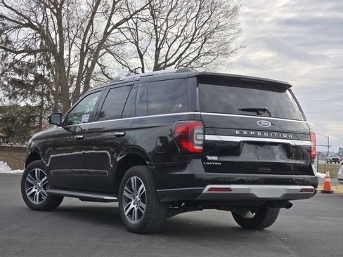 Used 2023 Ford Expedition Limited image 14