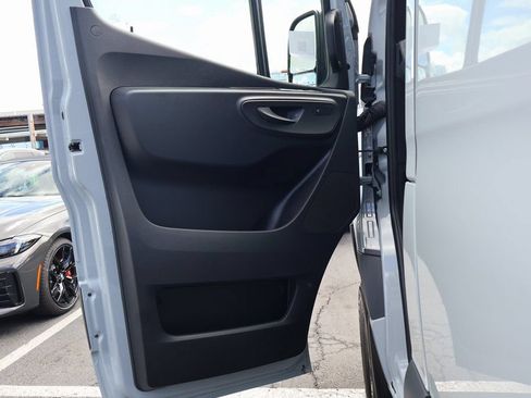 New 2025 Mercedes-Benz Sprinter 2500 image 7