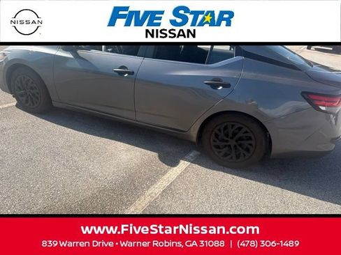 Used 2025 Nissan Sentra S FWD image 13