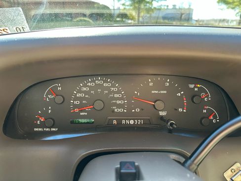 Used 2004 Ford F250 Lariat image 18