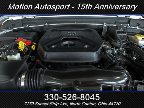 Used 2021 Jeep Wrangler Unlimited Sahara AWD/4WD image 17