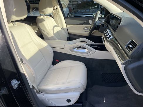 Certified 2020 Mercedes-Benz GLS 450 GLS 450 4MATIC SUV image 53