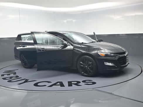 Used 2024 Chevrolet Malibu LT w/ Midnight Edition FWD image 24