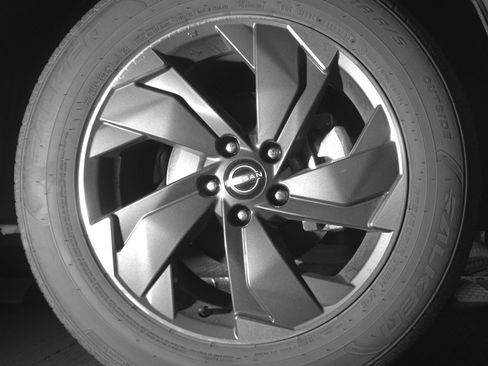 Used 2025 Nissan Rogue SV FWD image 13