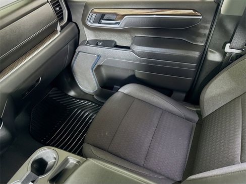 Used 2025 Chevrolet Silverado 1500 LT image 21