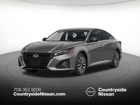 Used 2025 Nissan Altima 2.5 SV FWD image 1