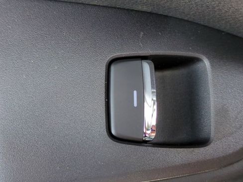 New 2025 Subaru Crosstrek 2.5i Limited w/ Crosstrek Mirror Package image 28