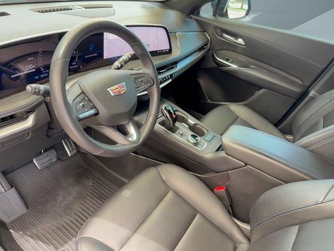 Used 2024 Cadillac XT4 Sport w/ Cold Weather Package FWD image 4