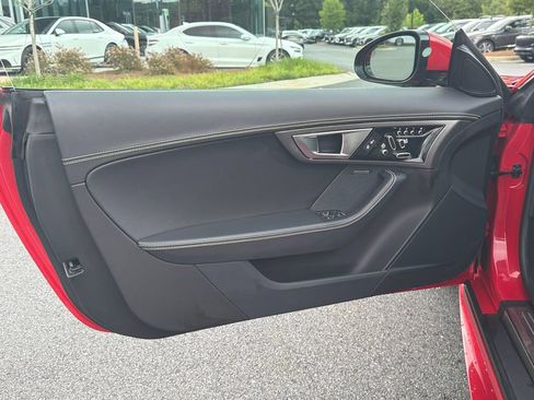 Used 2016 Jaguar F-TYPE R AWD/4WD image 12