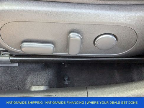 Used 2024 Hyundai Kona Limited image 21