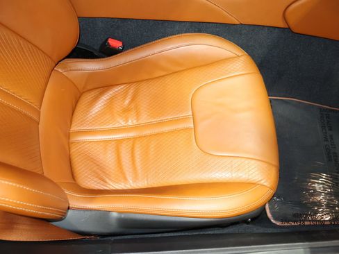 Used 2013 SRT Viper GTS w/ GTS Laguna Interior Pkg image 30