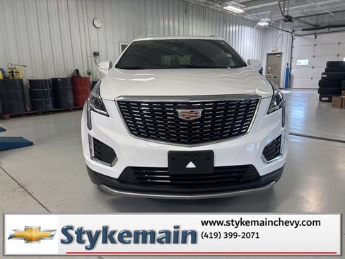 Used 2024 Cadillac XT5 Premium Luxury image 9