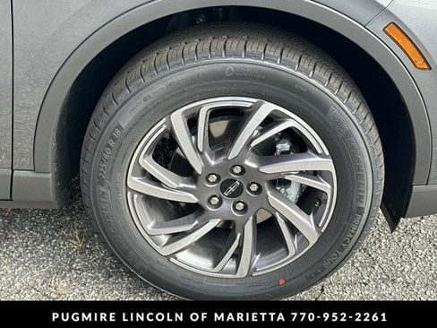 New 2026 Lincoln Corsair Premiere image 12