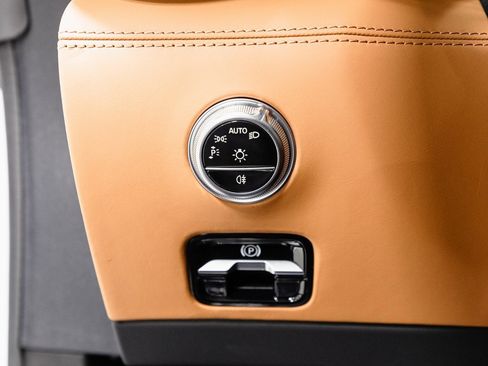 Used 2025 Mercedes-Benz AMG GT 63 image 10