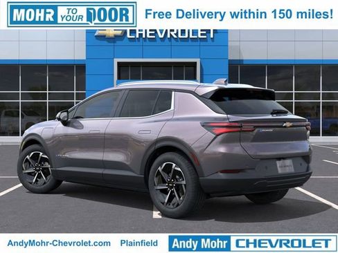 New 2026 Chevrolet Equinox EV LT image 3