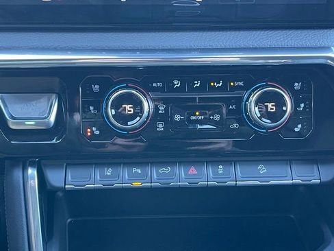 New 2026 GMC Sierra 2500 Denali image 12